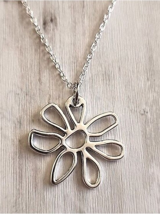 Boho Gypsy Sisters Jewelry - MINIMALIST Artistic Flower Necklace Silver tones 18 Inch Chain NY